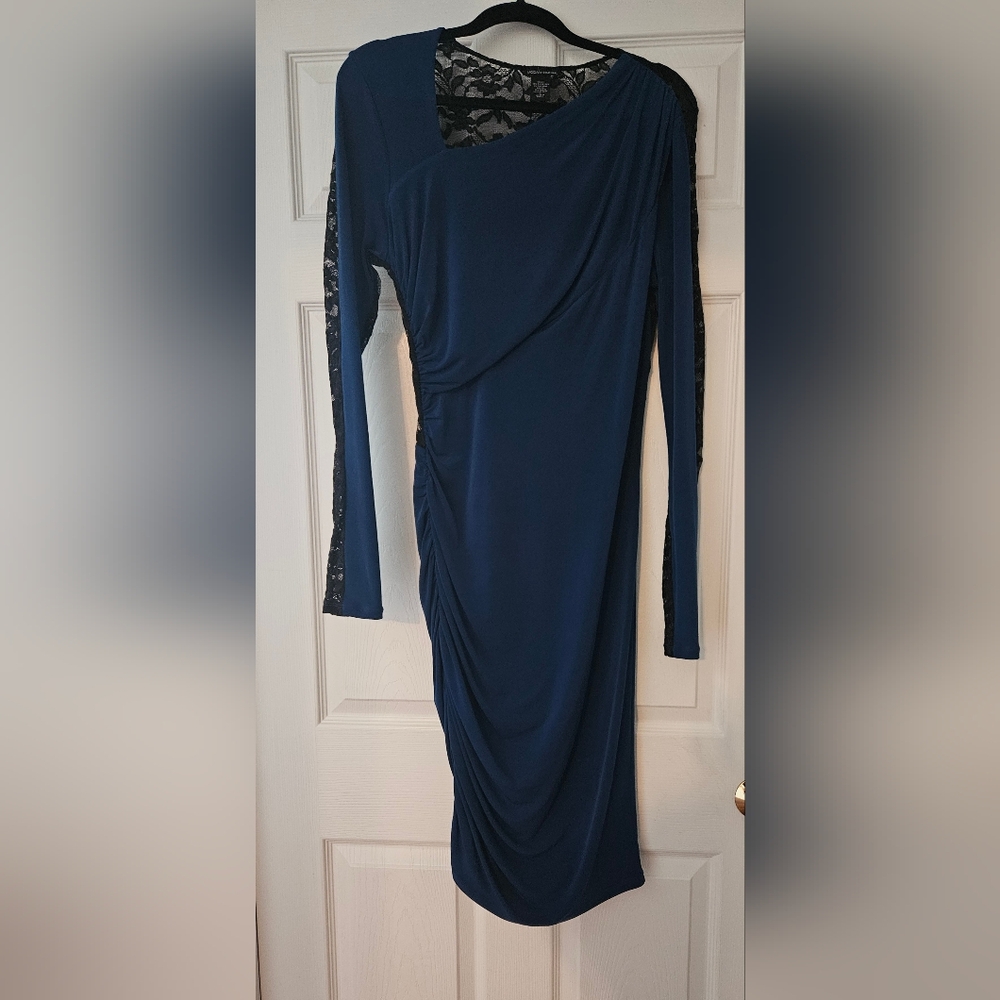 MODA International  Lace back ruched midi dress Size L